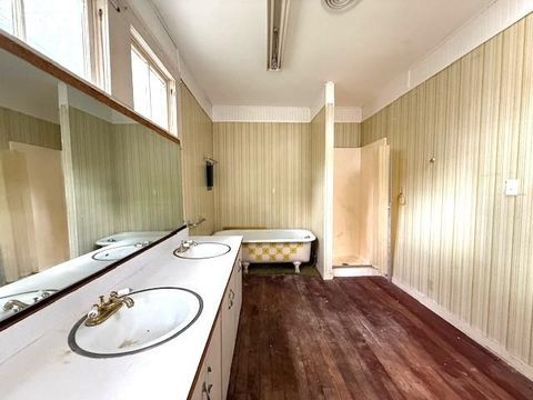 Tiny photo for 319 W King Street, Tallahassee, FL 32351 (MLS # 398074)