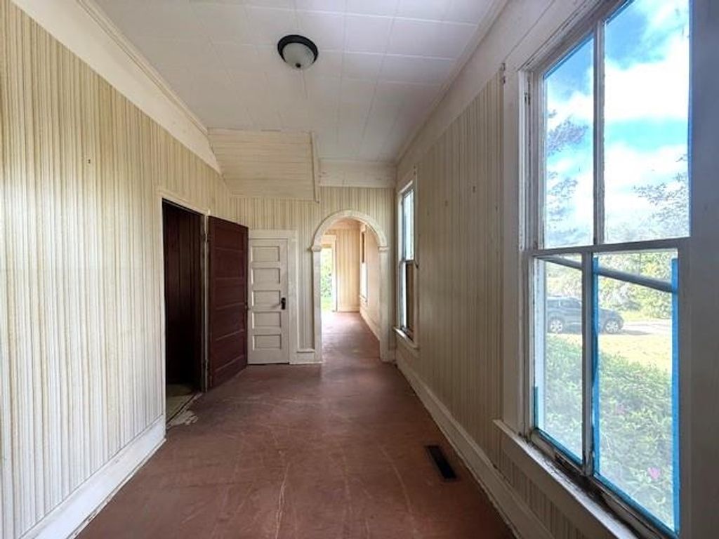 Photo of 319 W King Street, Tallahassee, FL 32351 (MLS # 398074)