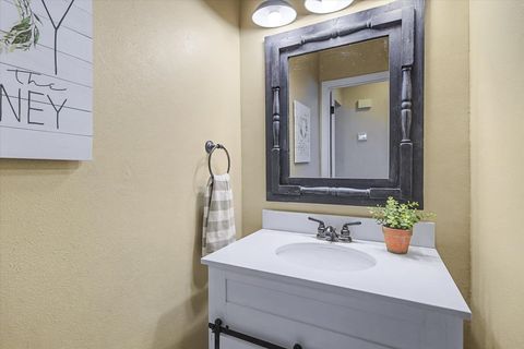 Tiny photo for 299 Hawkbill Court, Tallahassee, FL 32312 (MLS # 395725)