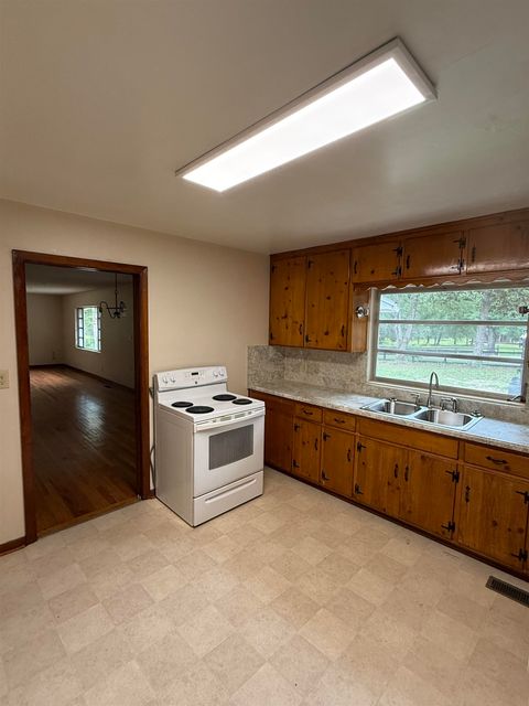 Tiny photo for 5525 Springhill Road, Tallahassee, FL 32305 (MLS # 400470)