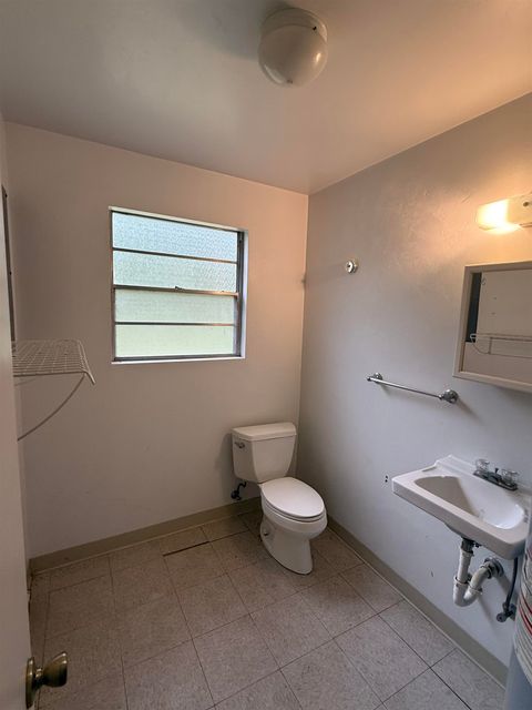 Tiny photo for 5525 Springhill Road, Tallahassee, FL 32305 (MLS # 400470)