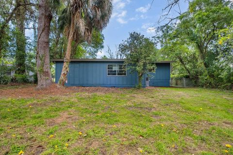 Tiny photo for 2131 Oxford Road, Tallahassee, FL 32304 (MLS # 391830)