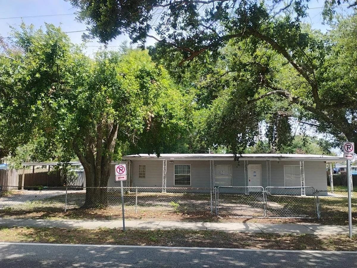 1125 Holden Avenue