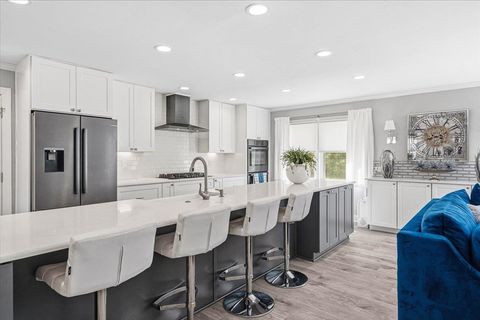 Tiny photo for 1001 Lothian Drive, Tallahassee, FL 32312 (MLS # 392616)