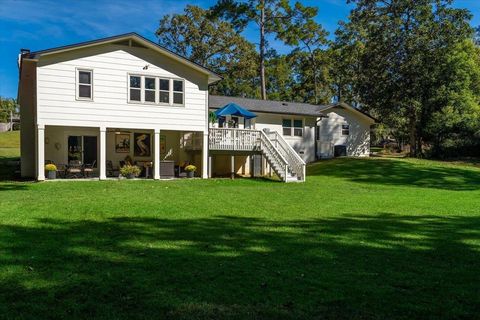 Tiny photo for 1001 Lothian Drive, Tallahassee, FL 32312 (MLS # 392616)