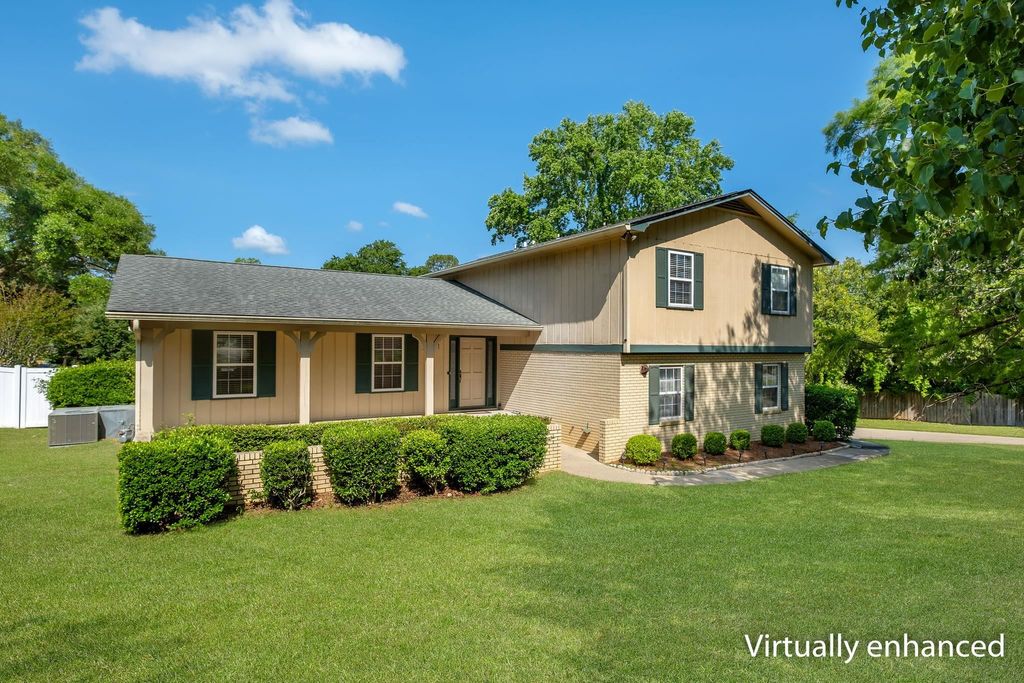 Photo of 3726 Wicklow Circle, Tallahassee, FL 32309 (MLS # 399101)