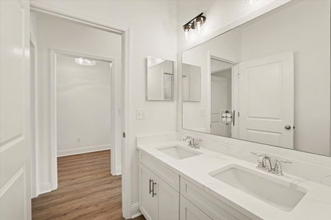 Tiny photo for 1431 Summerbrooke Drive, Tallahassee, FL 32312 (MLS # 400098)
