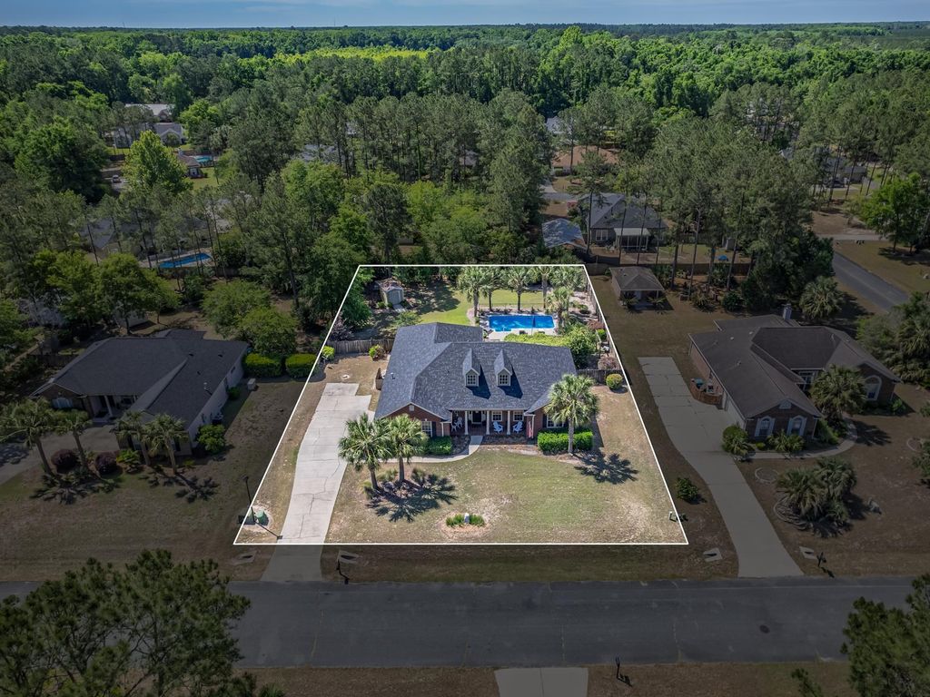 Photo of 141 Carriage Drive, Crawfordville, FL 32327 (MLS # 399620)