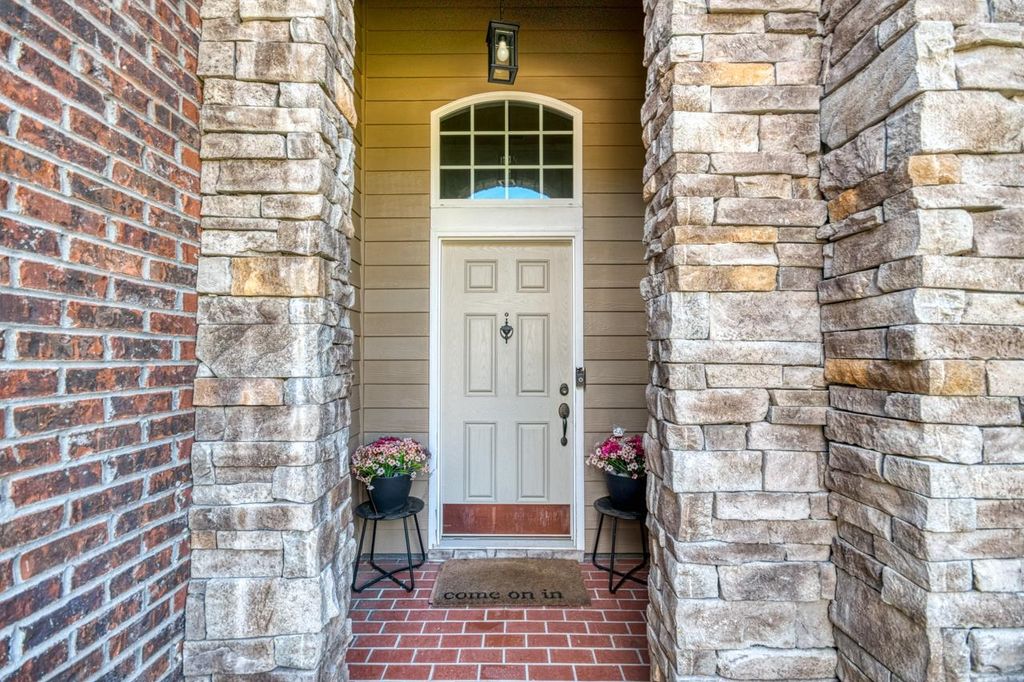 Photo of 3317 Harbor Club Drive, Tallahassee, FL 32308 (MLS # 392276)