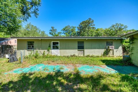 Tiny photo for 2911 Oakwood Drive, Tallahassee, FL 32304 (MLS # 398400)