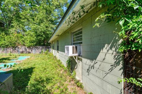 Tiny photo for 2911 Oakwood Drive, Tallahassee, FL 32304 (MLS # 398400)