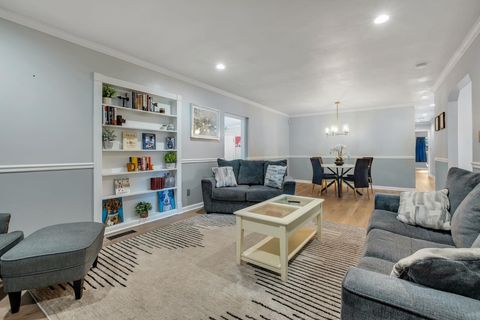 Tiny photo for 1107 Richview Road, Tallahassee, FL 32301 (MLS # 395153)