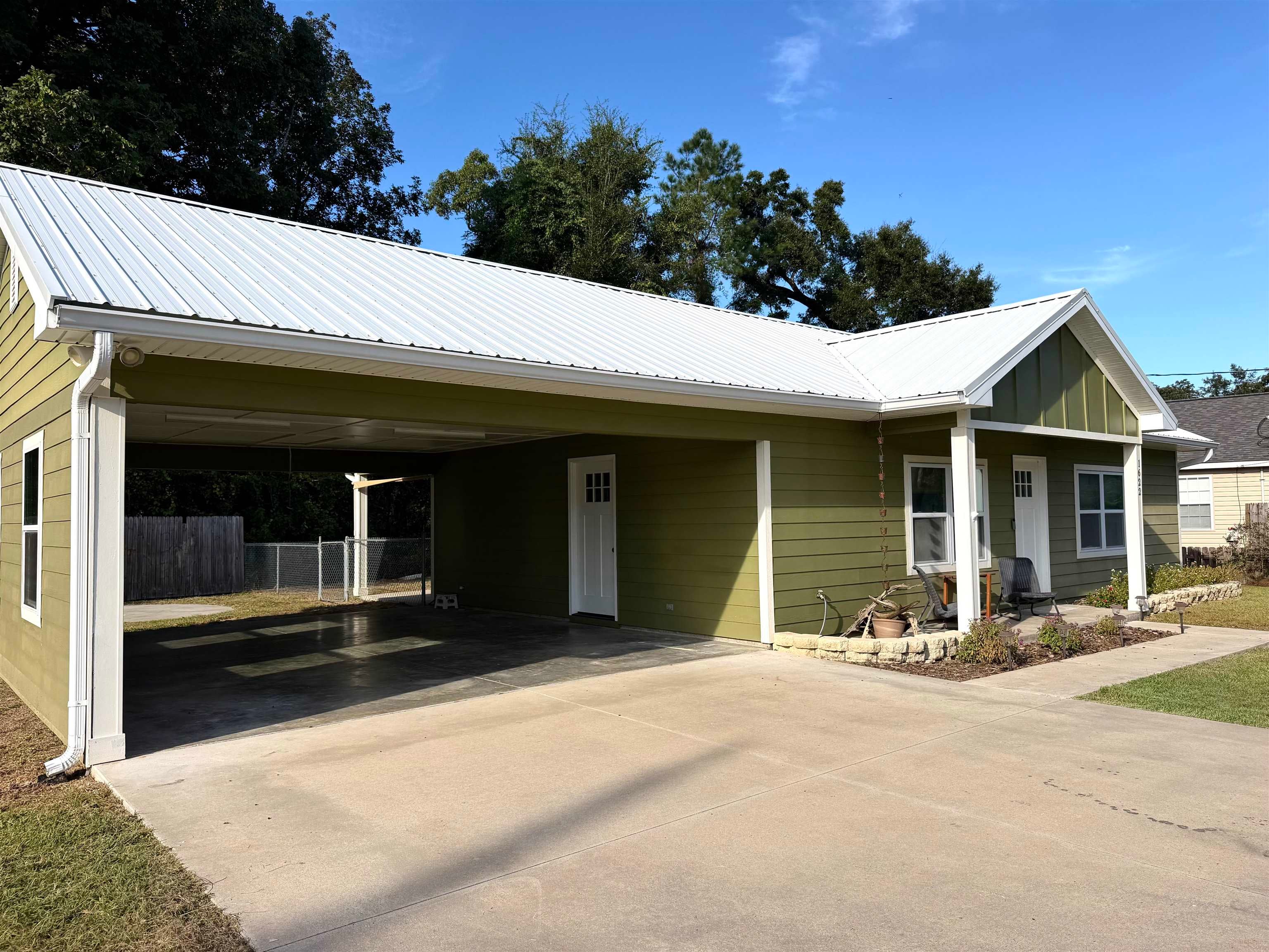 1622 Dr. Martin Luther King Jr. Memorial Road