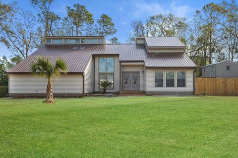 A home in Perry