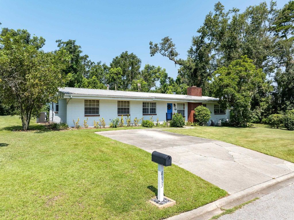 Photo of 493 NE Shelby Extension, Madison, FL 32340 (MLS # 397306)