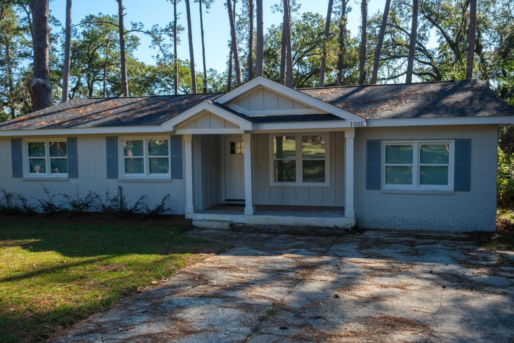 Photo of 1501 Sharon Road, Tallahassee, FL 32303 (MLS # 397850)