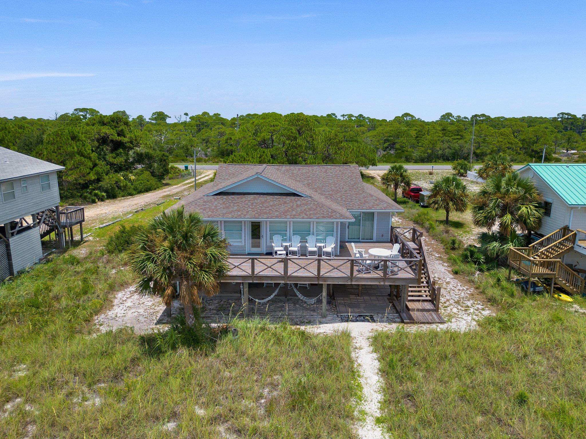 1141 Alligator Drive