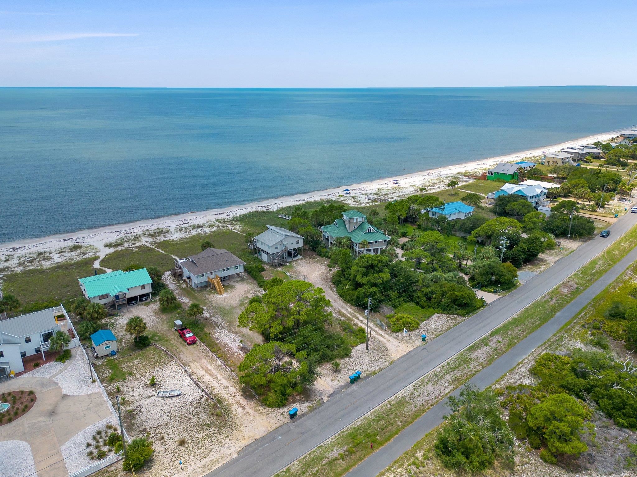 1141 Alligator Drive