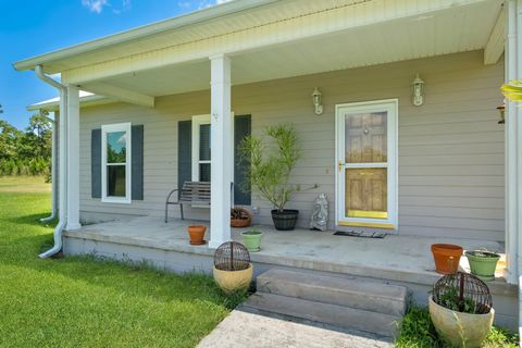 Tiny photo for 505 Goodson Road, Quincy, FL 32351 (MLS # 398723)