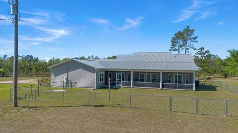 Tiny photo for 505 Goodson Road, Quincy, FL 32351 (MLS # 398723)