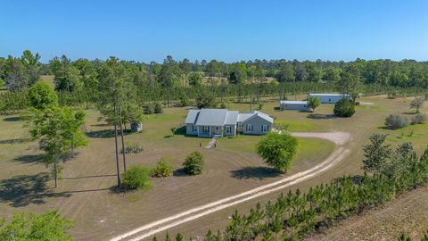 Photo of 505 Goodson Road, Quincy, FL 32351 (MLS # 398723)