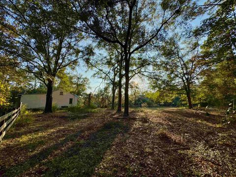 Tiny photo for 11023 Brigade Drive, Tallahassee, FL 32305 (MLS # 393616)