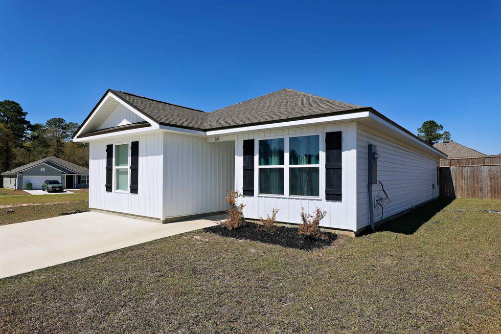 Photo of 101 Wynn Court, Bainbridge, GA 39819 (MLS # 397619)