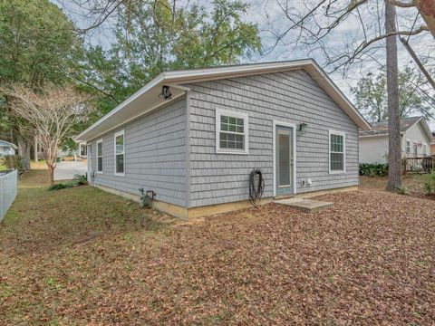 Tiny photo for 2500 Pennlyn Drive, Tallahassee, FL 32308 (MLS # 395319)