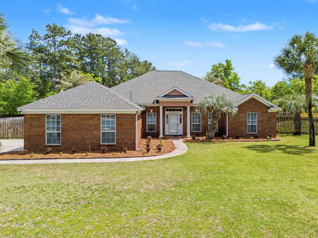 Photo of 90 Bunting Drive, Crawfordville, FL 32327 (MLS # 398565)