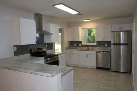 Tiny photo for 4420 Blue Bill Pass, Tallahassee, FL 32303 (MLS # 399336)