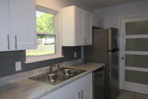 Tiny photo for 4420 Blue Bill Pass, Tallahassee, FL 32303 (MLS # 399336)