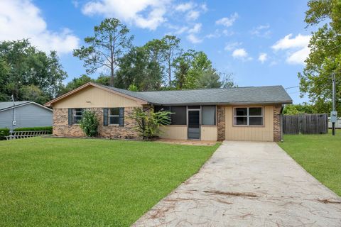 Tiny photo for 1428 Westheaven Drive, Tallahassee, FL 32310 (MLS # 390945)