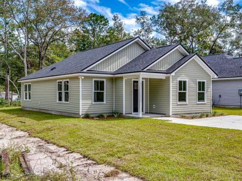 A home in Crawfordville