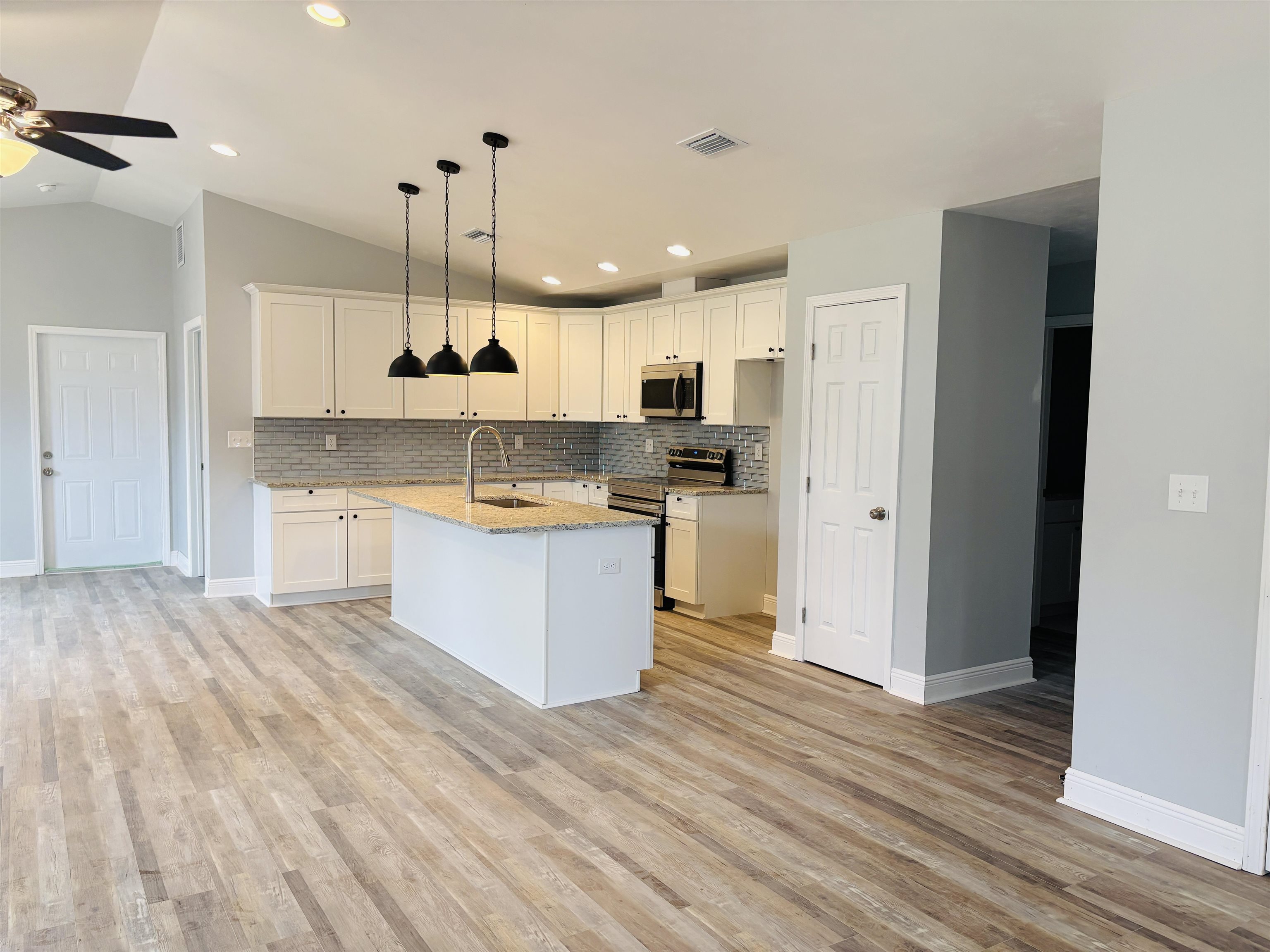 305 DELORES MADISON Drive