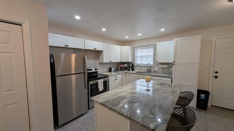 Tiny photo for 723 E Tennessee Street #B, Tallahassee, FL 32308 (MLS # 391891)