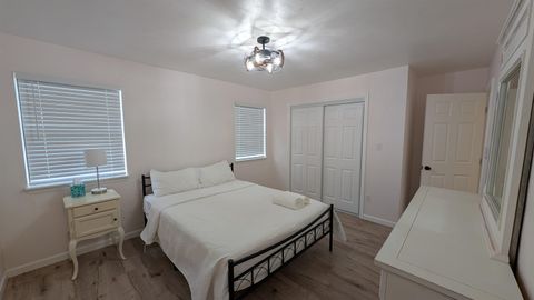 Tiny photo for 723 E Tennessee Street #B, Tallahassee, FL 32308 (MLS # 391891)