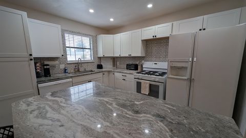 Tiny photo for 723 E Tennessee Street #B, Tallahassee, FL 32308 (MLS # 391891)