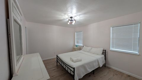 Tiny photo for 723 E Tennessee Street #B, Tallahassee, FL 32308 (MLS # 391891)