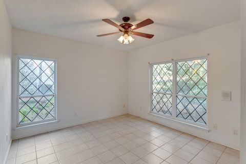 Tiny photo for 3958 Royal Oaks Dr, Tallahassee, FL 32309 (MLS # 393486)