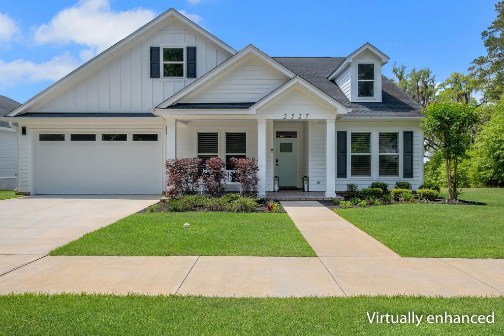 Photo of 2527 Blue Ridge Drive, Tallahassee, FL 32311 (MLS # 398755)