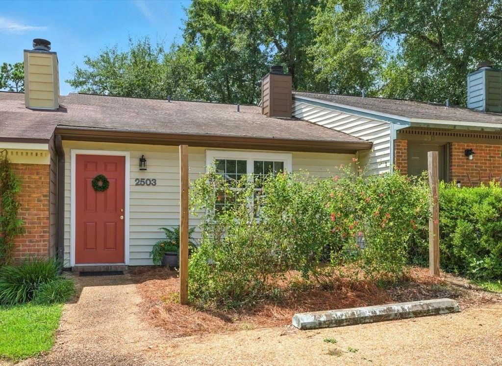 Photo of 2503 Prest Court #2B, Tallahassee, FL 32301 (MLS # 393232)