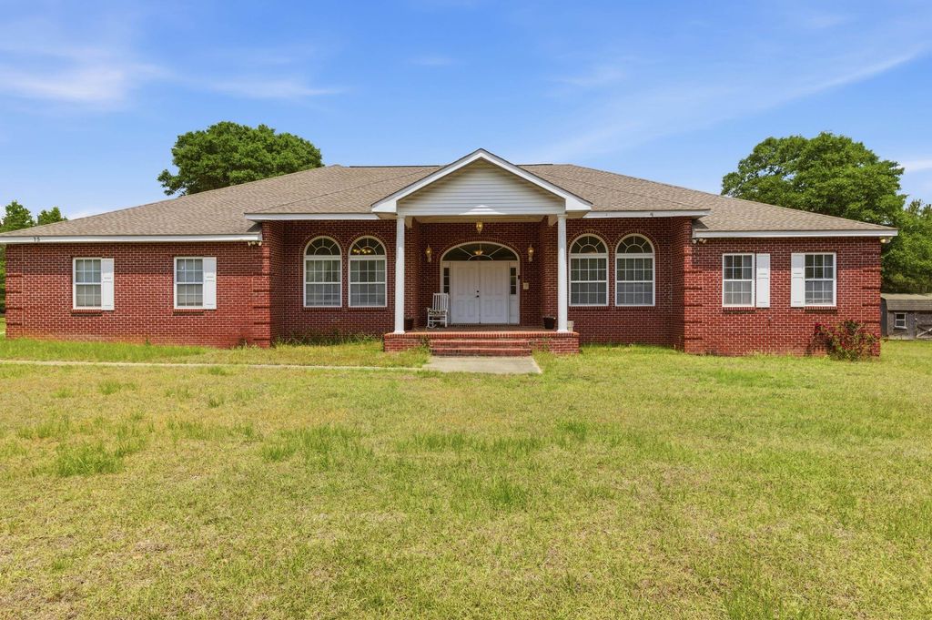 Photo of 15 Alpine heights Road, Quincy, FL 32352 (MLS # 399240)
