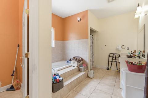 Tiny photo for 15 Alpine heights Road, Quincy, FL 32352 (MLS # 399240)