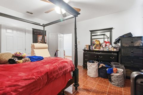 Tiny photo for 15 Alpine heights Road, Quincy, FL 32352 (MLS # 399240)