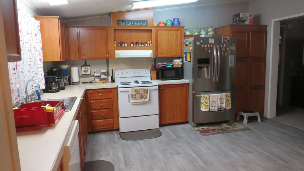 Photo of 129 OCKLAWAHA Circle, Quincy, FL 32351 (MLS # 395674)