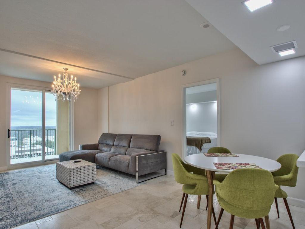 Photo of 300 S Duval Street #2006, Tallahassee, FL 32301 (MLS # 402996)