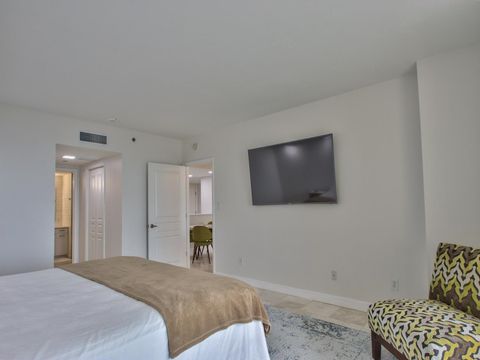 Tiny photo for 300 S Duval Street #2006, Tallahassee, FL 32301 (MLS # 402996)