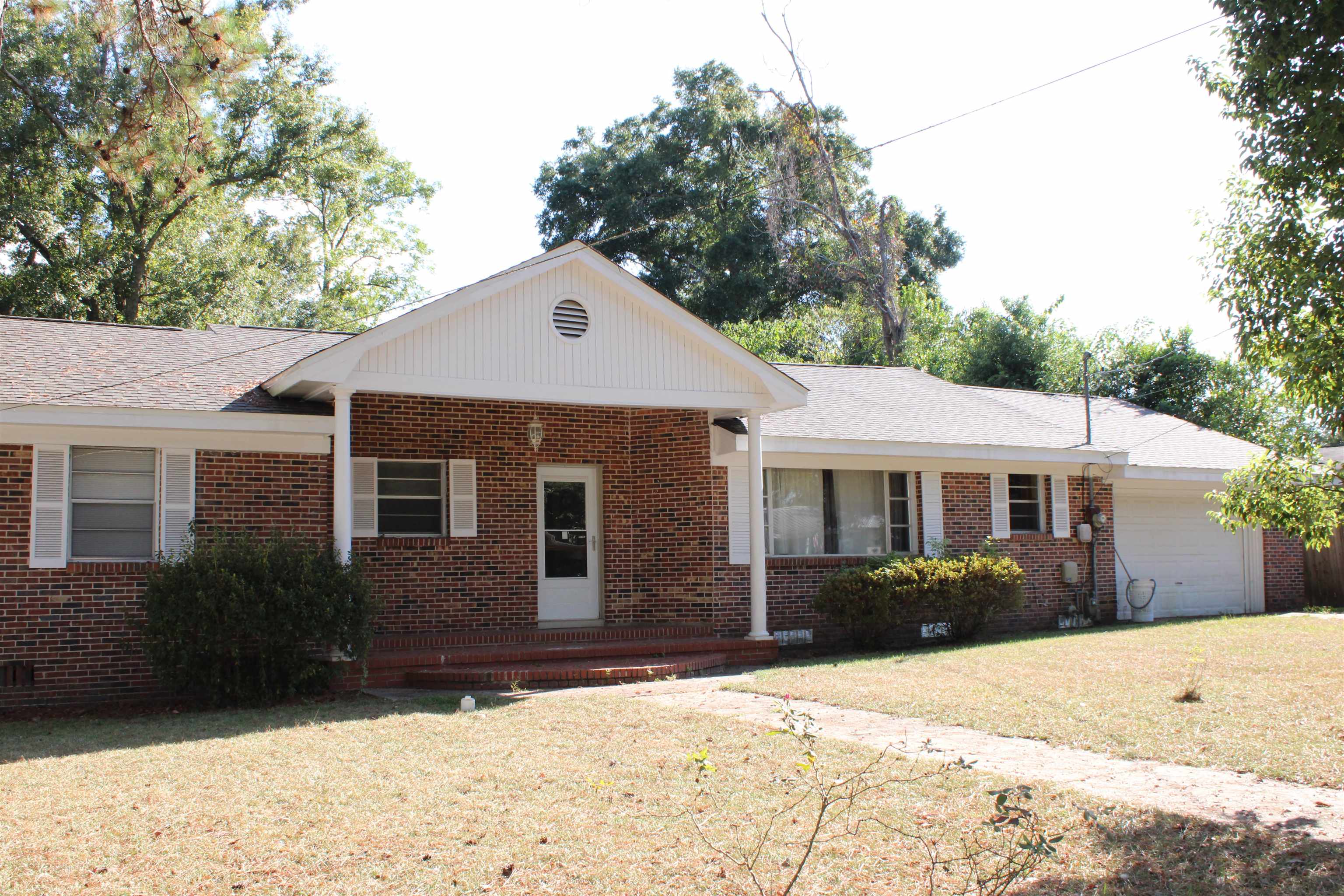 1513 Live Oak