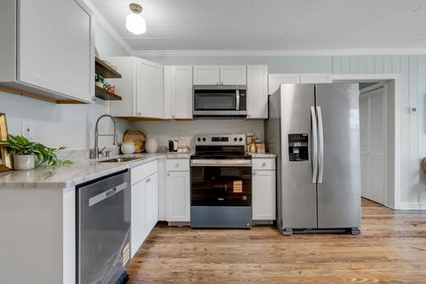 Tiny photo for 18835 Star Hill Lane, Tallahassee, FL 32310 (MLS # 392777)