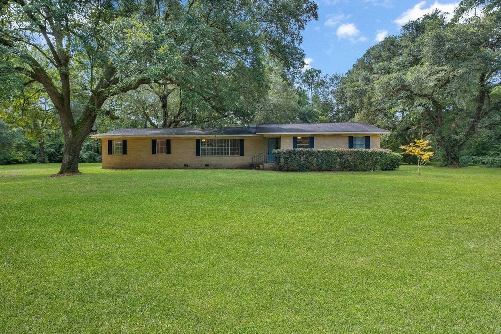 Photo of 1791 Old Briar Trail, Tallahassee, FL 32305 (MLS # 390300)